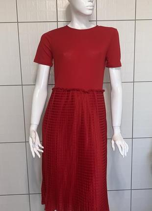 Затяте плаття міді від zara