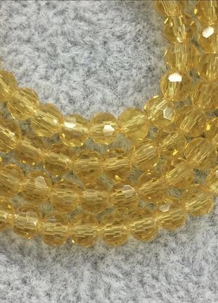 Бусины на нитке стекло