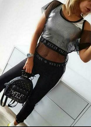 Крутой костюм с топом 3в1 ,для спорта ,йоги,фитнеза,залв или просто прогулки.