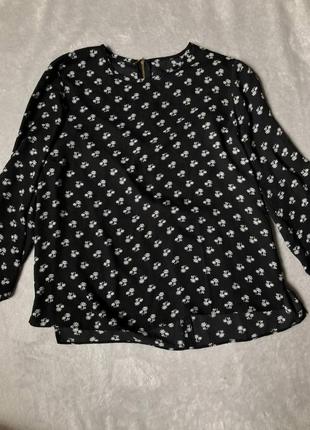 Блузка в цветочек от atmosphere