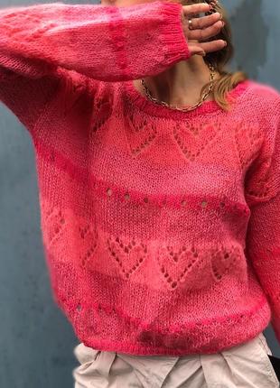 Свитер оверсайз сердечки коралл розовый фуксия светр тренд эксклюзивный дизайнерский6 фото