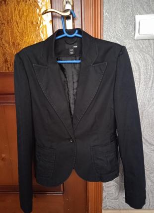 Продам піджак.
