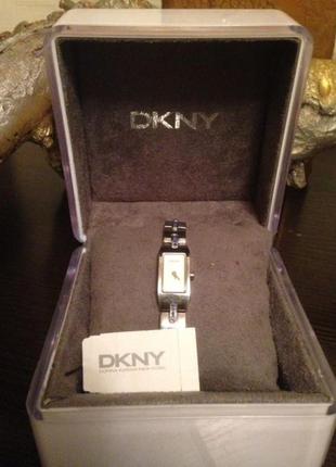 Dkny годинники
