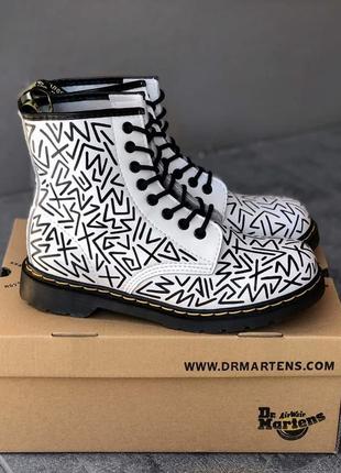 Женские ботинки dr martens 1460 white