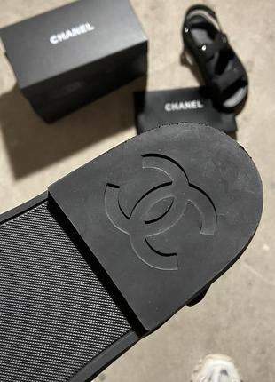 Мужские босножки в стиле chanel flip flops black, сандалии летние флип флоп чёрные на липучке7 фото