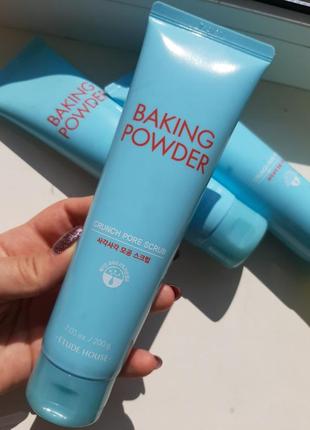 Скраб з содою для глибокого очищення пор etude house baking powder crunch pore scrub