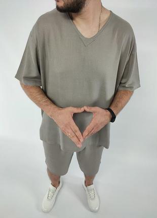 Лляний костюм oversize оверсайз з v - подібним вирізом льняный шорти + футболка комплект