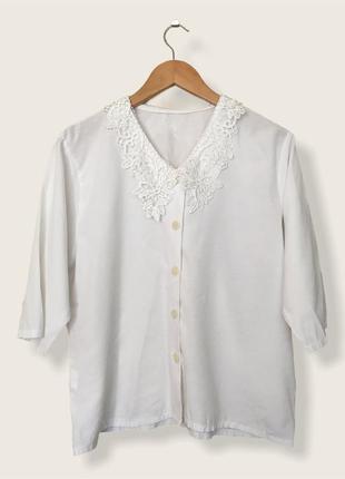 Вінтажна красива біла блузка з мереживом та воротником7 фото