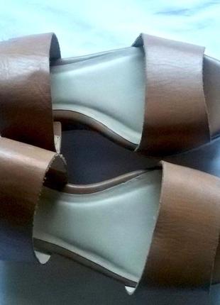 Шкіряні босоніжки san marina франція