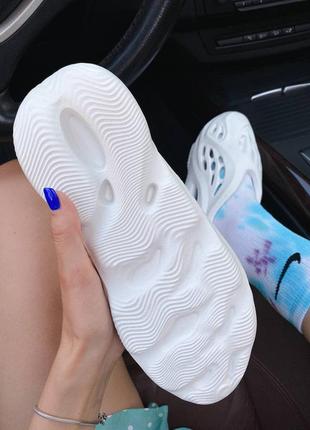 Женские тапки adidas yeezy foam runner white8 фото