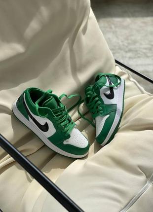 Жіночі кросівки nike aie jordan 1 low pine green7 фото