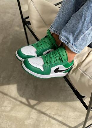 Жіночі кросівки nike aie jordan 1 low pine green8 фото