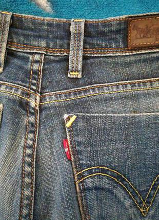 Стильные джинсы levi's