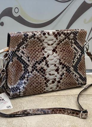 Клатч кожаная сумка под змею сумка под питона итальянская сумка принт змея9 фото