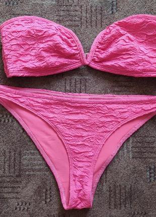 Фірмовий купальник