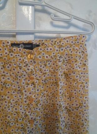 Вискозная юбка миди в мелкий цветочный принт5 фото