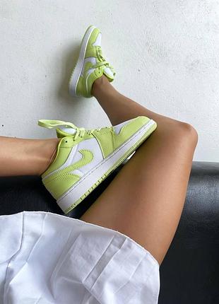 Nike jordan low limelight, женские кроссовки найк5 фото