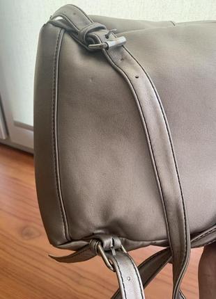 Сріблястий рюкзак stradivarius3 фото