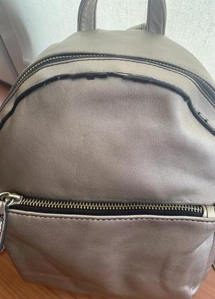 Сріблястий рюкзак stradivarius5 фото
