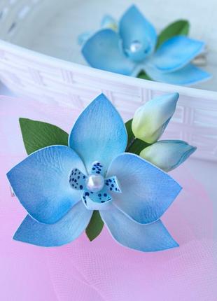 Орхидея с бутонами голубая заколка для волос, орхідея, квіткові прикраси, весенние голубые бантики