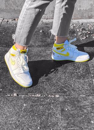Nike jordan white yellow, кроссовки найк джордан женские
