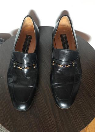 Итальянские кожаные лаковые туфли  лоферы  charles jourdan2 фото