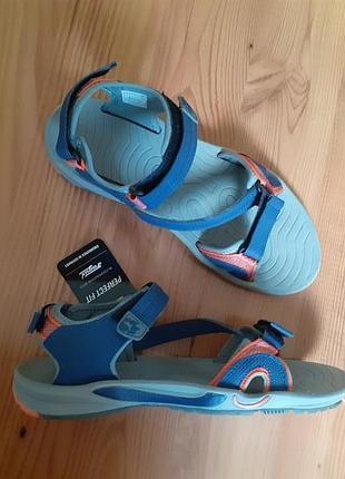 Jack wolfskin спортивні сандалі, босоніжки на низькому ходу, великий розмір взуття 27, 28 див.