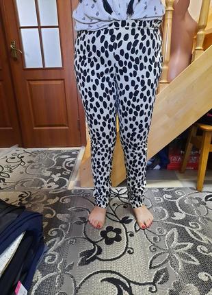 Штани завужені