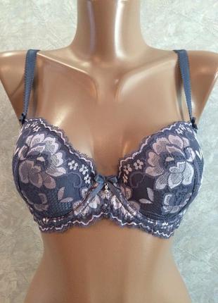 Бюстгалтер на тонкому поролоні 75в