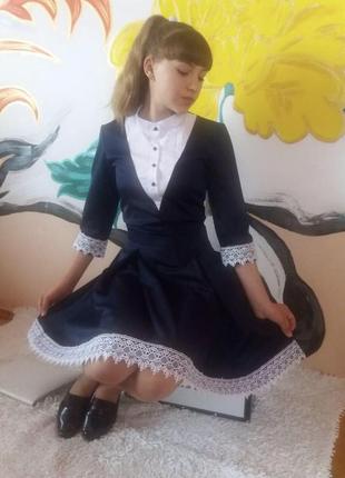 Платье школьное подростковое.