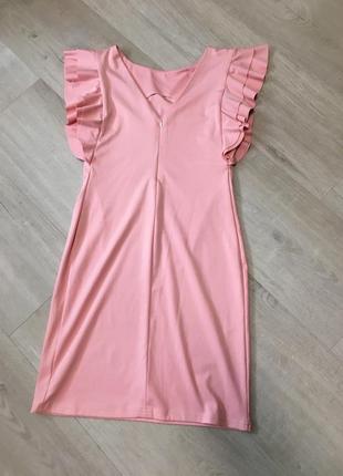 Красивое платье розового цвета