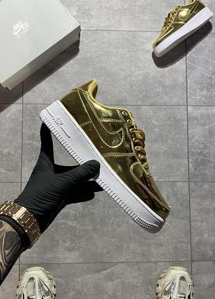 Мужские кроссовки nike  air force low liquid metal gold, кеды найк аир форсе золотые не высокая платформа2 фото