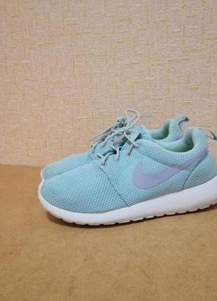 Кроссовки nike roshe run