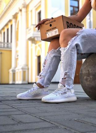 Жіночі кросівки adidas yeezy boost 350 v2 static white reflective (повний рефлектив)6 фото