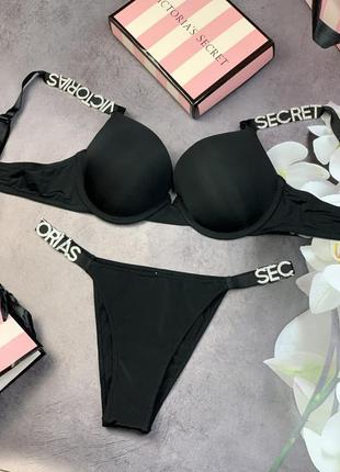 Комплект victoria’s secret лифчик + трусики с буквами черный нижнее белье с подарочной упаковкой4 фото