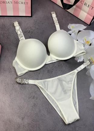 Комплект victoria’s secret лифчик + трусики с буквами белый нижнее белье в подарочной упаковке7 фото