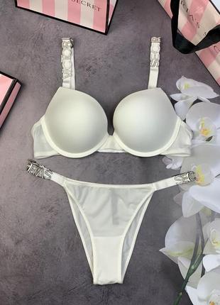 Комплект victoria’s secret лифчик + трусики с буквами белый нижнее белье в подарочной упаковке