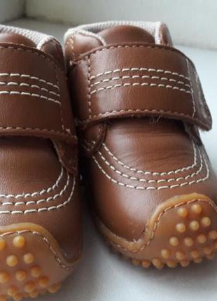 Ботинки туфли geox  кожа на малыша