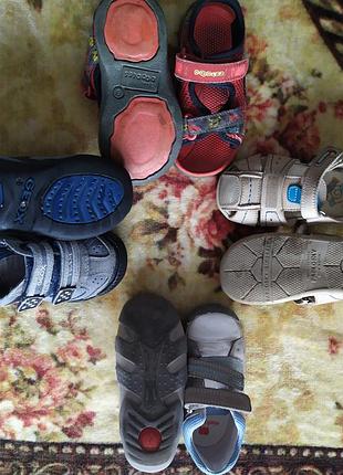 Фірмові черевики geox туфлі elefanten сандалі босоніжки clarks pablovsky