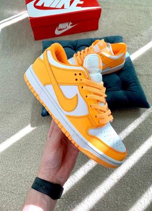 Женские кроссовки dunk low orange демисезонные