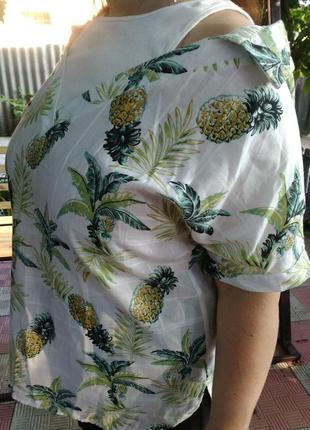 Оригинальная блуза в принт ананасы.