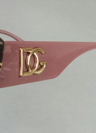 Dolce & gabbana стильні жіночі сонцезахисні окуляри вузькі коричнево бежеві з рожевими дужками10 фото