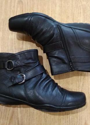 Кожаные ботинки m&s collection деми полусапожки