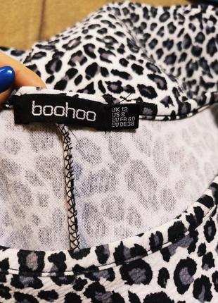 Boohoo платье чёрное белое серое в леопардовый животный принт свободное оверсайз8 фото
