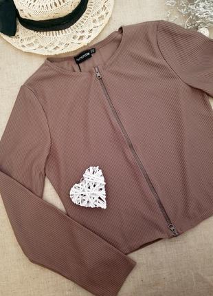 Коричнева кофта в рубчик prettylittlething m l