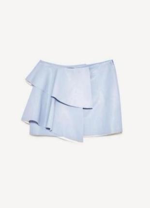 Светло-голубая мини юбка с воланами текстиль под кожу2 фото