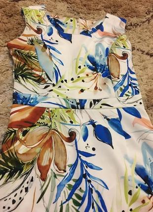 Очень красивое итальянское платье италия