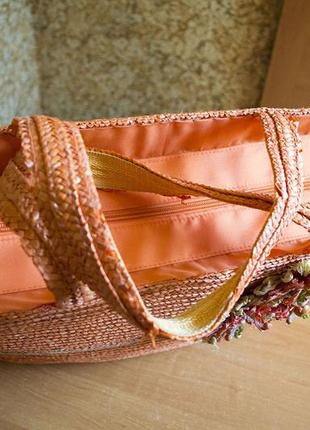 Плетена пляжна помаранчева сумка із натуральної соломки3 фото