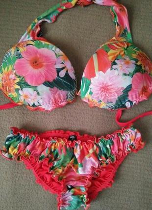 Купальник calzedonia італія