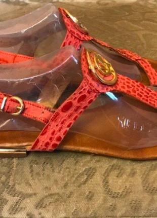 Італійські босоніжки bravo